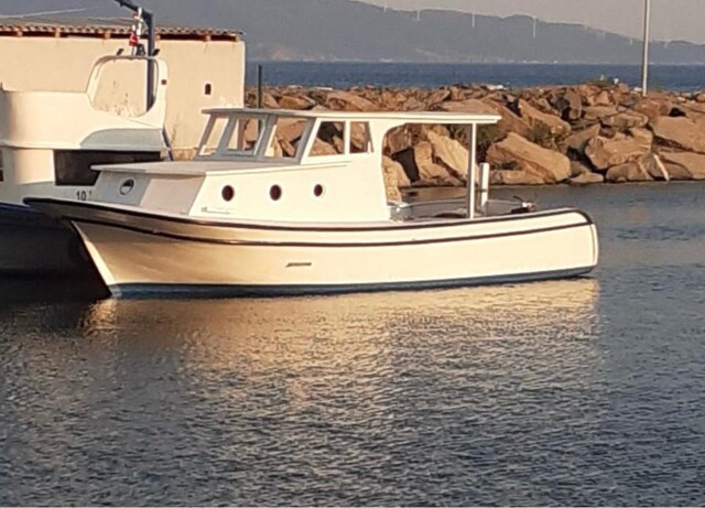 Satılık evraklı gezi ve oltacı teknesi