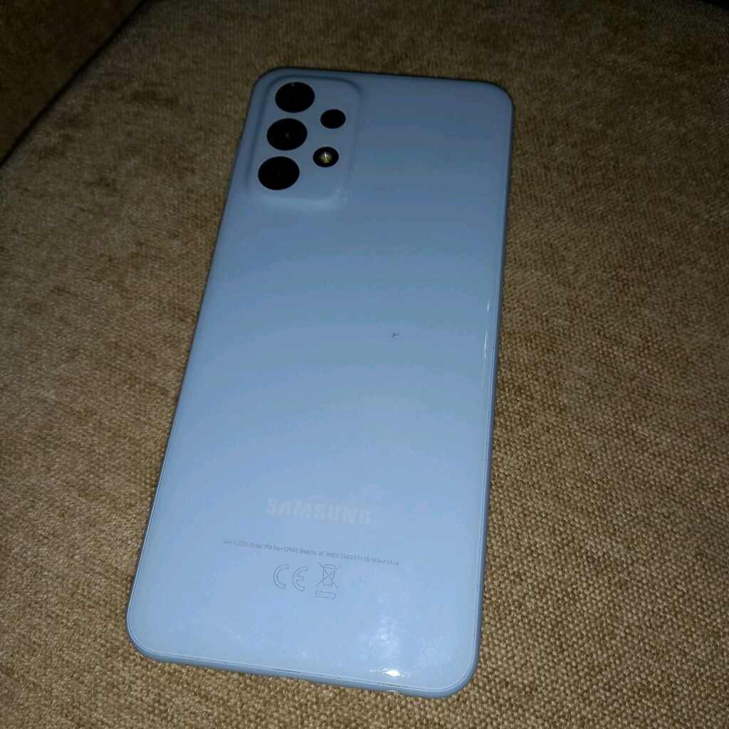 SAMSUNG GALAXS A 23 - 6