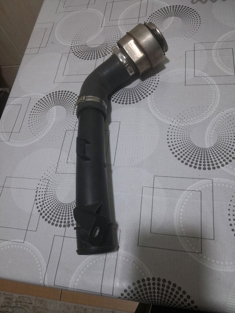 megan 1.3 turbo üst hortumu çıkma - 2