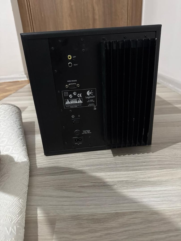 Logitech z2300 - 2