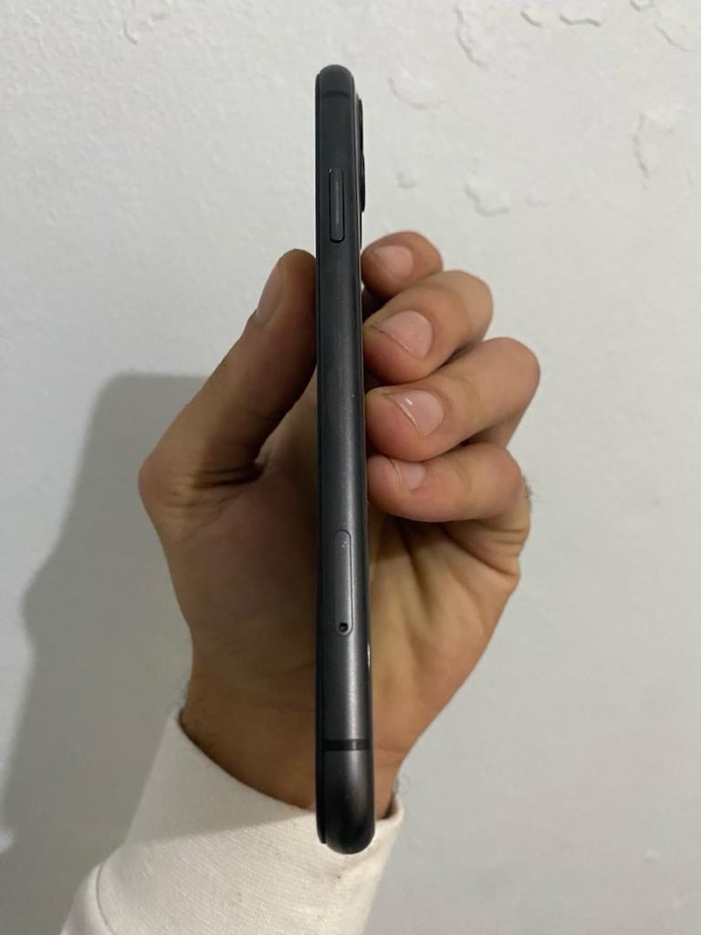 YURTIÇI İPHONE 11 128GB PİL 78 TEMİZ - 6