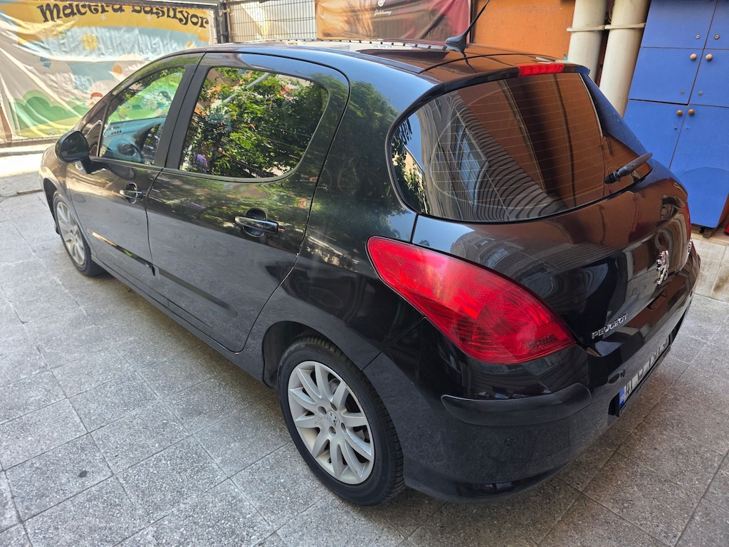 Peugeot 308 154 bin km'de Dizel Aile Aracı - 2
