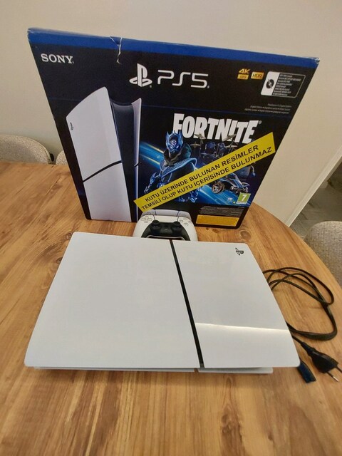 PS5 Slim Dijital Sürüm 1 TB