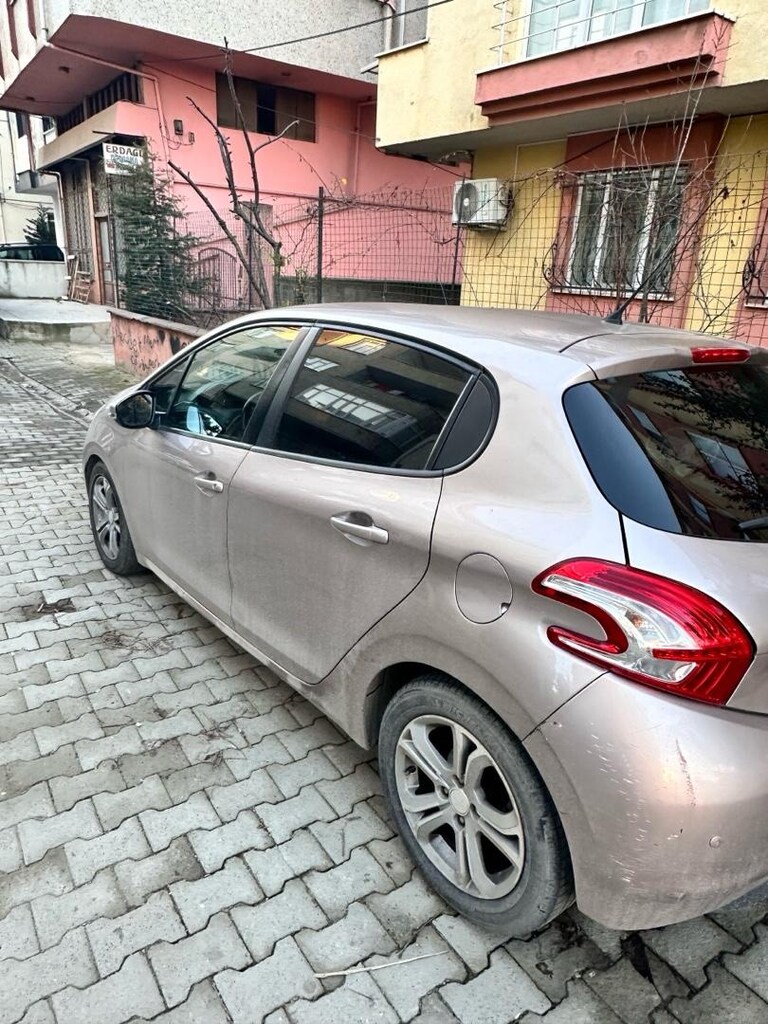 pewgeot 208 1.6 vti active 2012 otomatik - 4