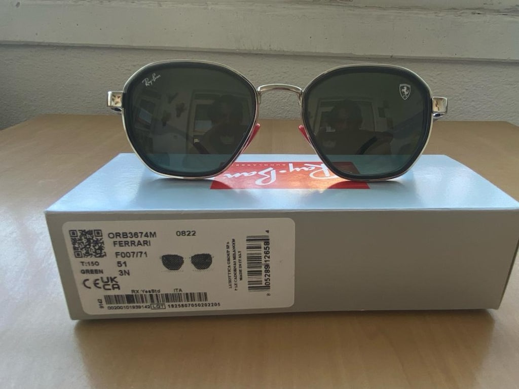 Rayban Ferrari