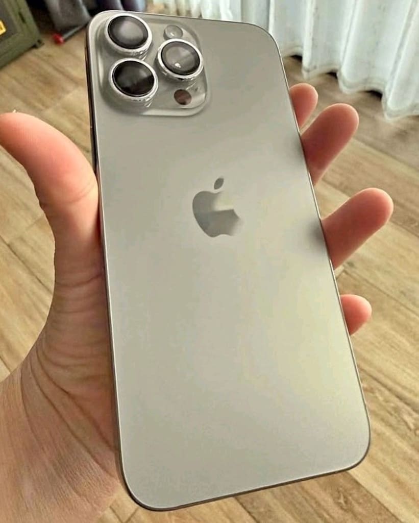 İLK SAHİBİNDEN İPhone 15 PRO MAX