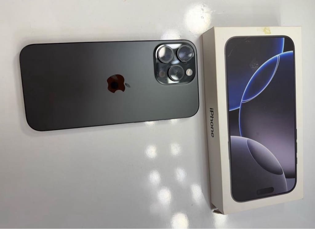 iphone 16 pro max - 2