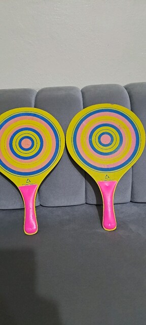 tenis raketi