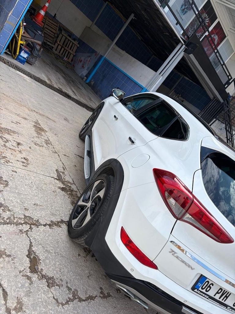 2016 Model 1.6 T-GDI ELİTE PLUS 4x4 DEĞİŞENSİZ-BOYASIZ-TRAMERSİZ - 2