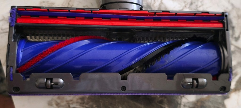 Dyson v12 başlık - 6