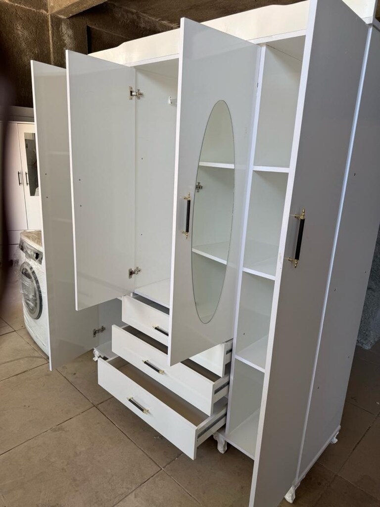 lüks dört kapılı elbise dolabı - 2