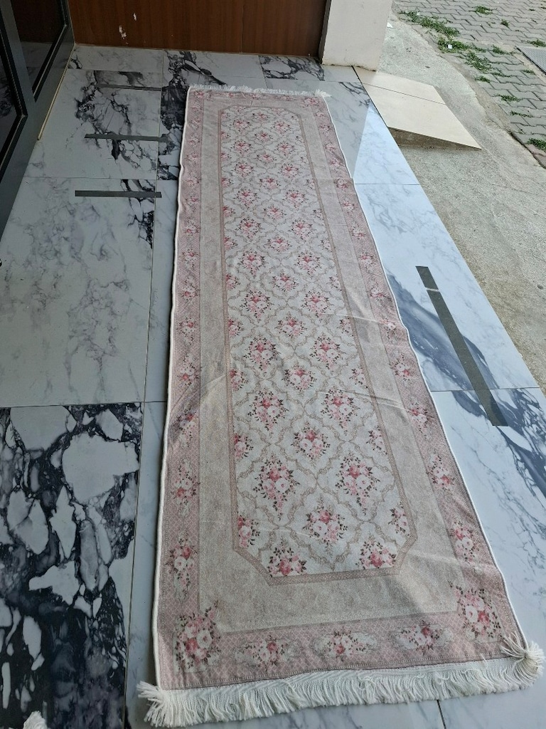 halı temiz.hepsi 700 tl. 7 adet halı - 4