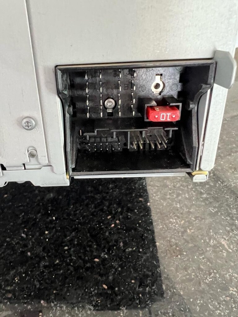 Orjinal Volkswagen Cd ve usb li teyp - 9