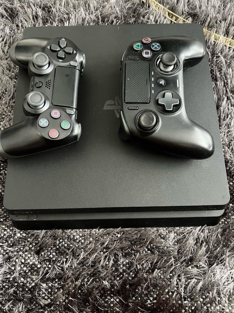Tertemiz Ps4 ve 2 kol