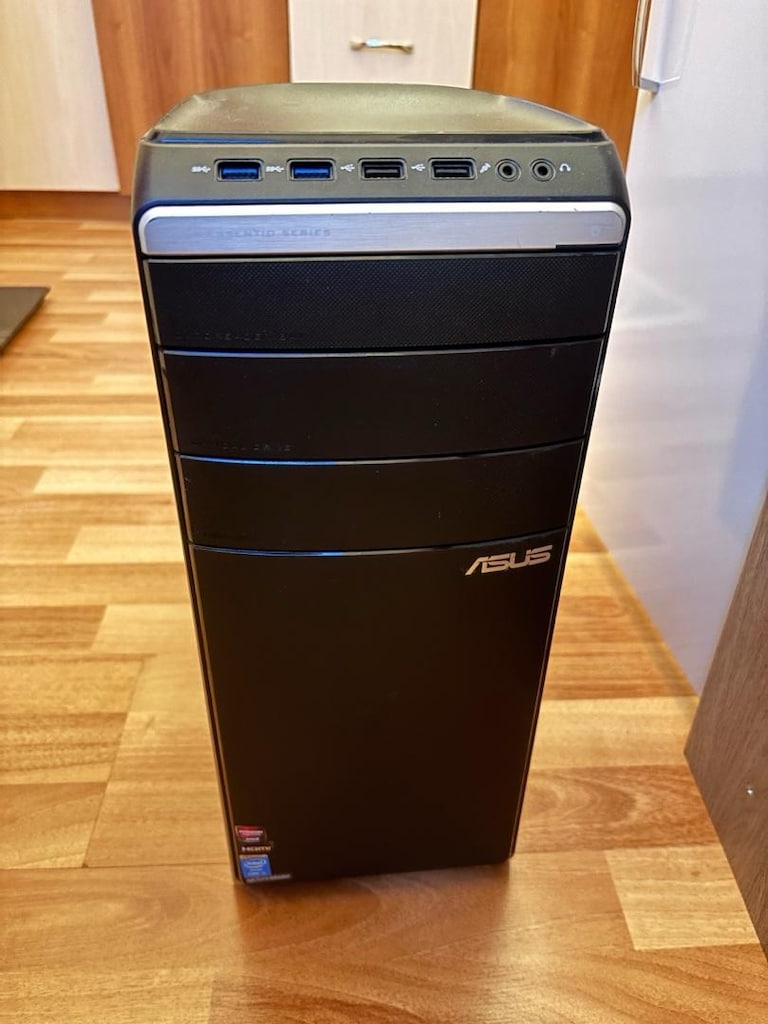 Orijinal ASUS Masaüstü Bilgisayar + 22’’ Monitör