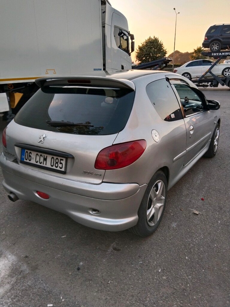 tek kapı bakımlı yeni motor Peugeot 206 - 6