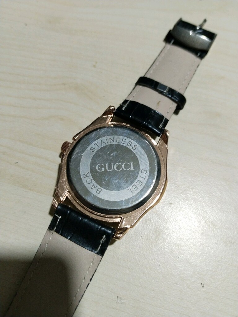 YENİ KULLANILMAMIŞ GUCCİ MARKA KOL SAATİ - 4