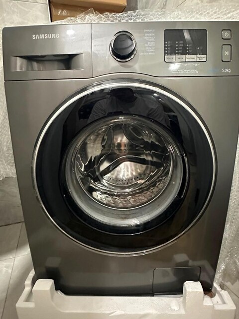 Temiz kullanılmış çamaşır makinesi