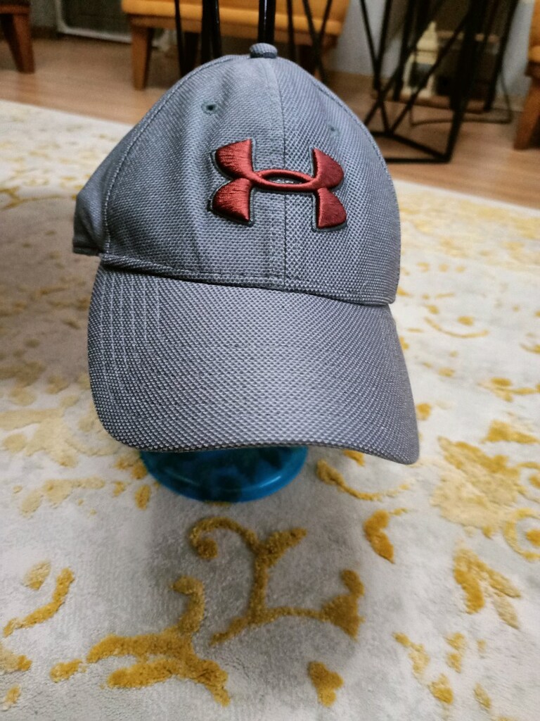 under armour şapka
