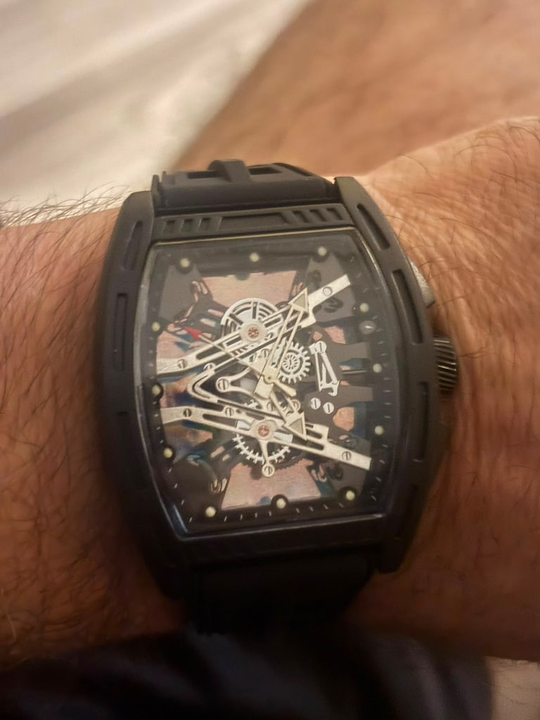 Richard Mille esintili sportif kol saati