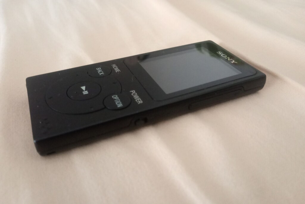 Sony NW-E394 ve MDR-J10 - 8
