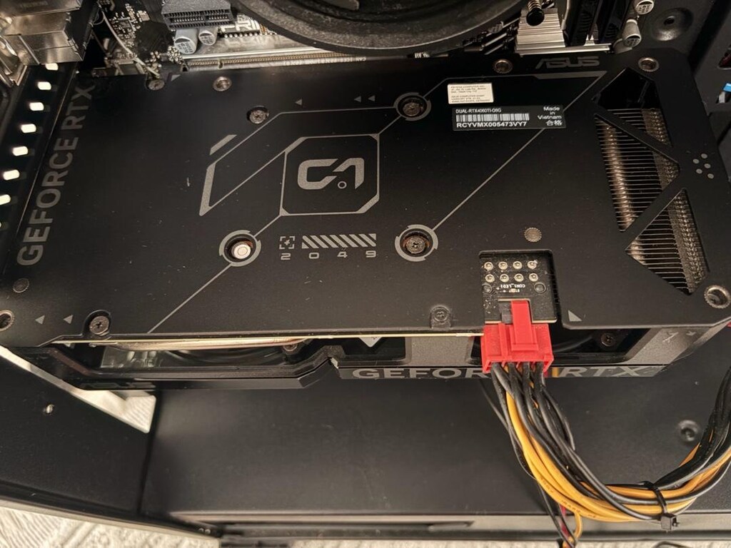 RTX 4060Ti 8 GB/ Ryzen 5 7600/ 32 GB DDR5 6000 Mhz Gaming PC - 4