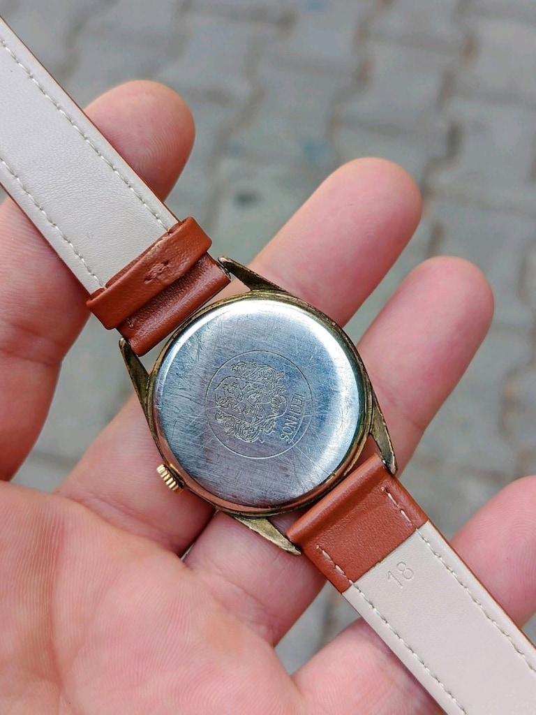 1977 imalı TECHNOS KURMALI ERKEK KOL SAATİ - 6