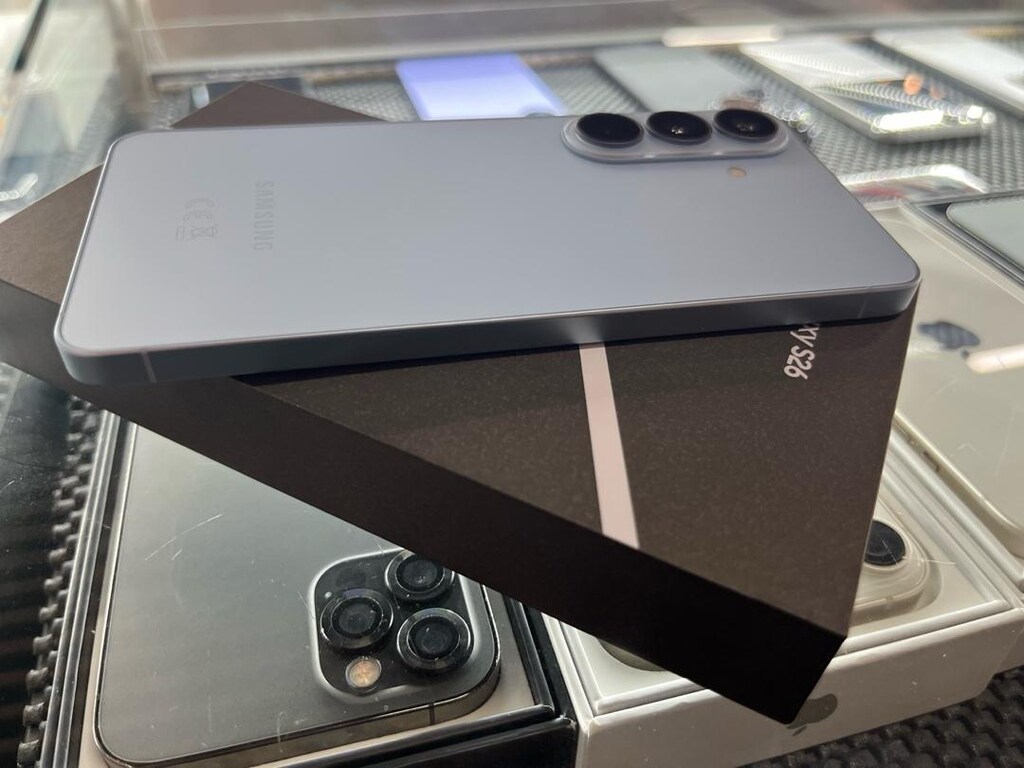Samsung S26 256 1 Aylık Nokta Hatasız - 4