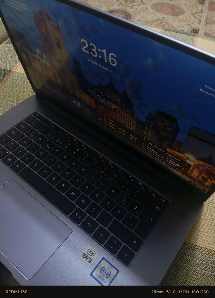 Huawei Matebook D15 11.Nesil Core i3 - 3