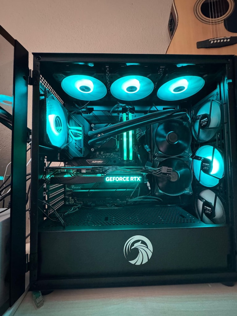 İNTEL CORE İ7 12700KF + ASUS ROG STRİX Z790 oyuncu kasası