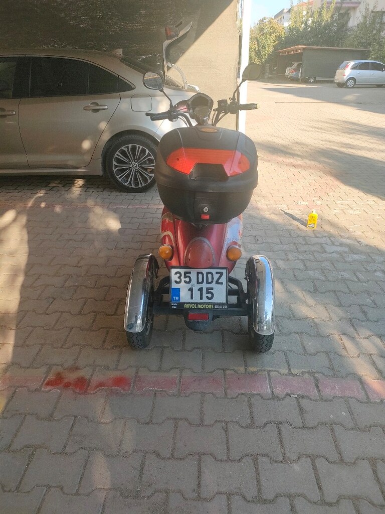 ORJİNAL 3 TEKER İLERİ GERİ VİTESLİ PLAKALI ELEKTRİKLİ MOTORSİKLET - 6