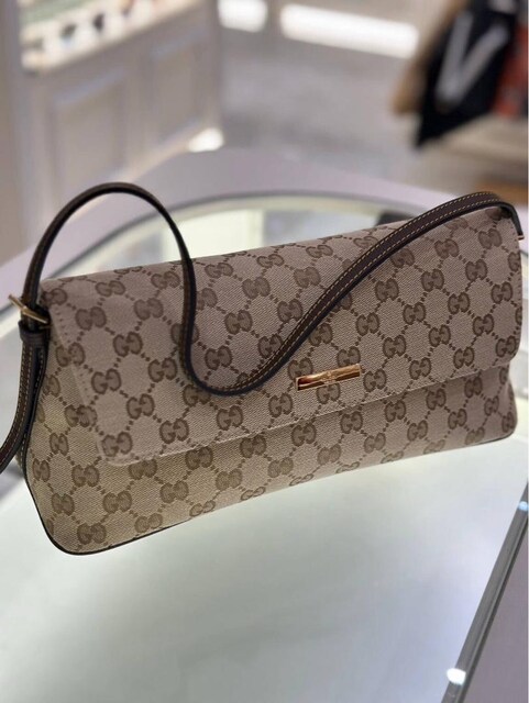 Gucci GG Canvas Baguette Omuz Çantası
