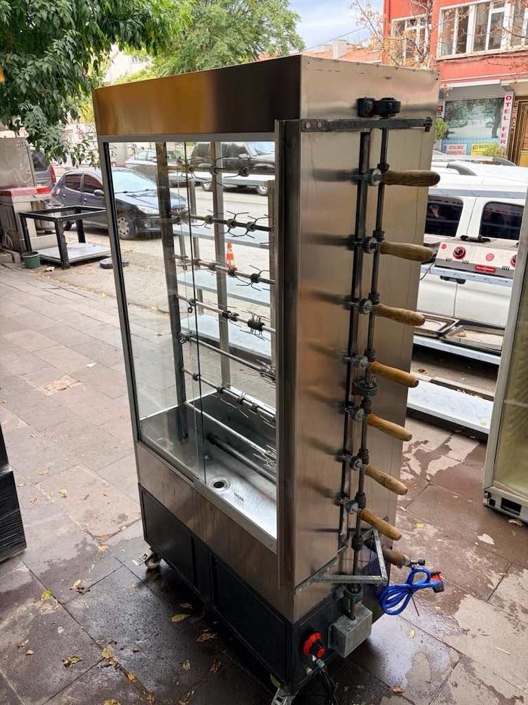 Yaşar Tic 7 Şişli Piliç Çevirme Makinesi / LPG Tavuk Pişirme