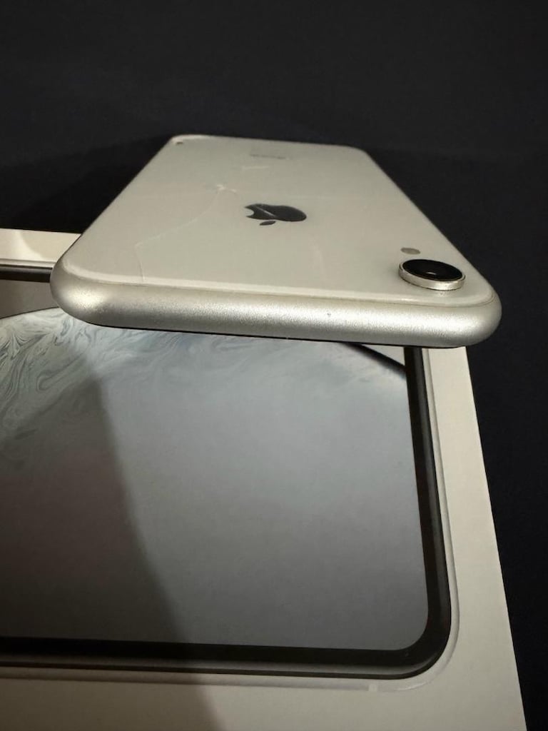 IPHONE XR 64 GB - 5