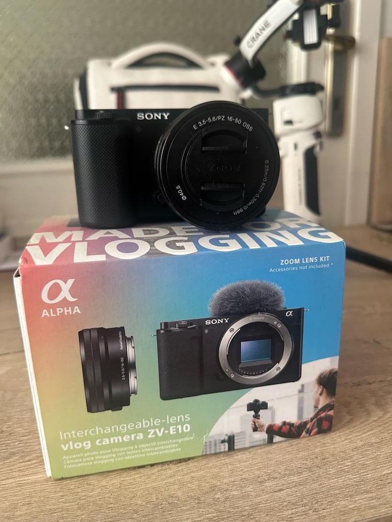 Sony Zv-e10 ve Zhiyun Crane M3 Gimbal Set - 11