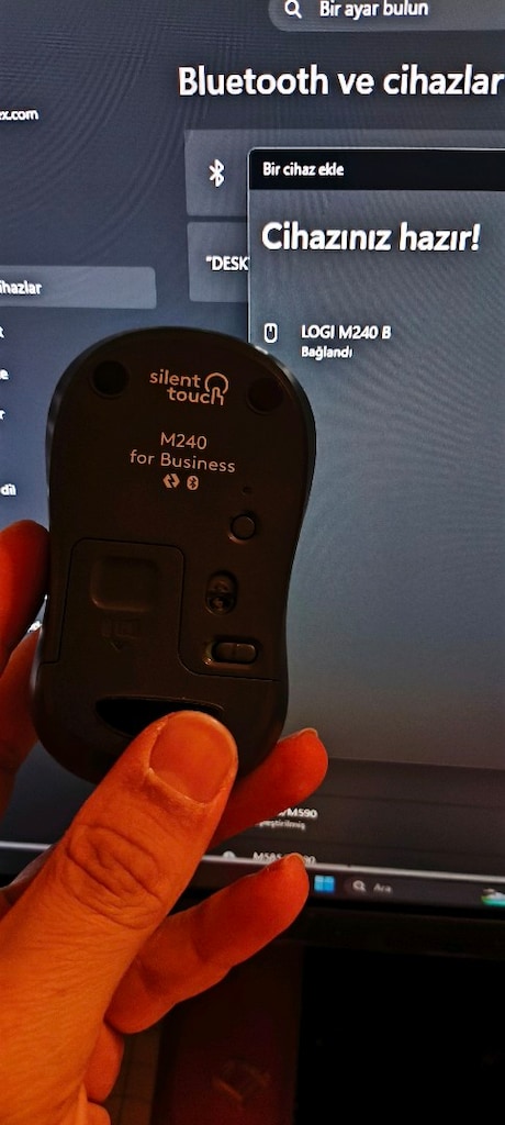 Çift Bağlantı Modu: Bluetooth ve Logi Bolt USB alıcı desteği bulunur. - 2