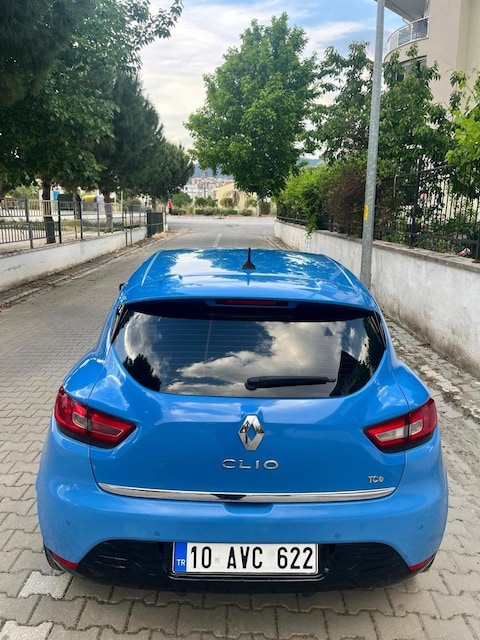 2013 model 0.9 TCe ICON Clio 4 - 5