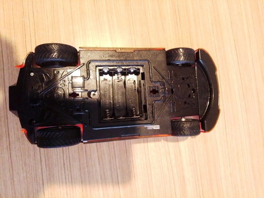 Hotwheels markalı Işıklı Oyuncak araba - 6