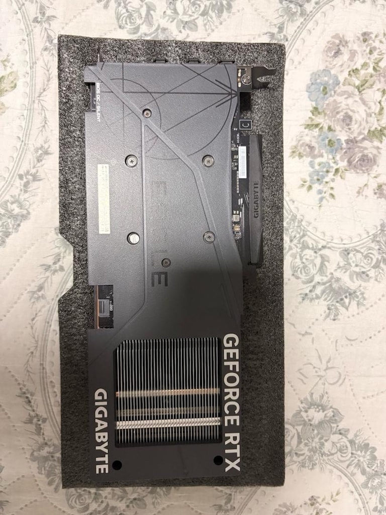 Gigabyte Rtx4060 8 GB - 3