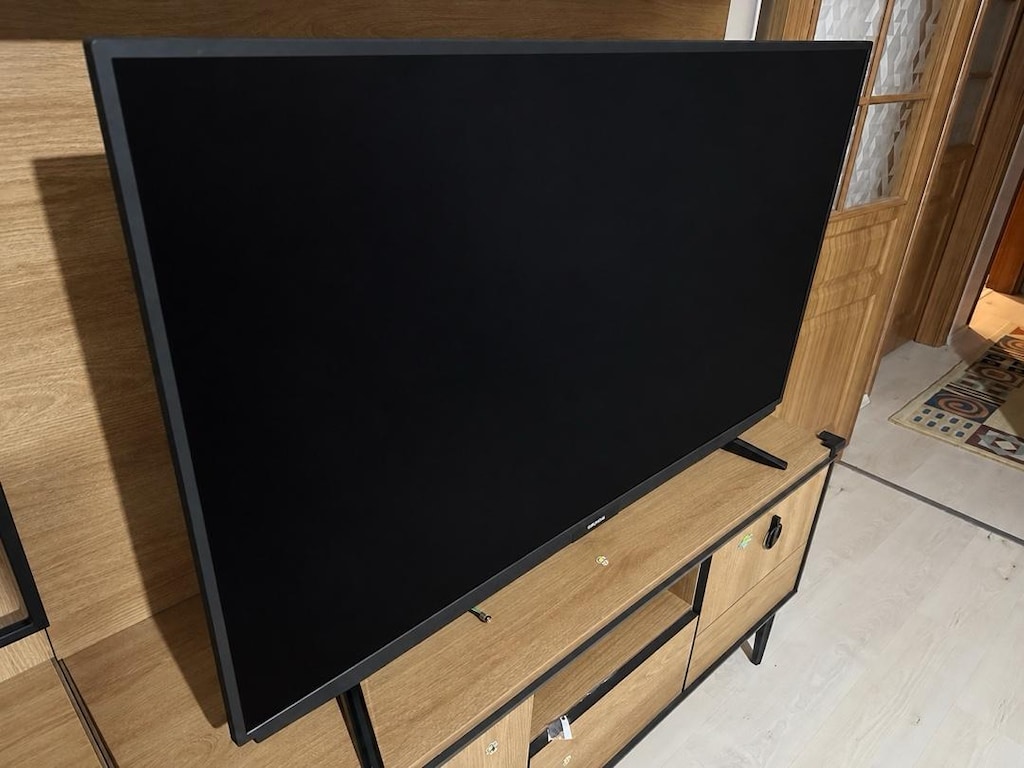 Panel Kırık 55” Grundig TV - 3