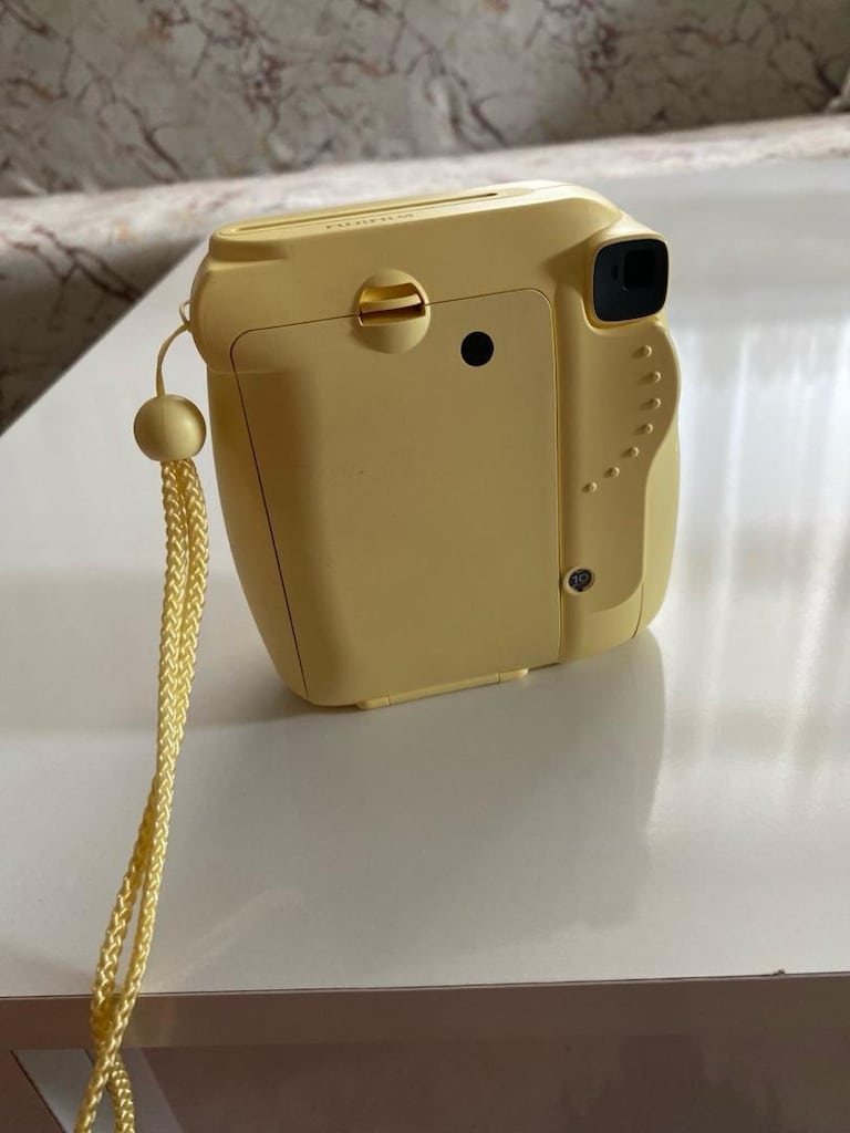 Fujifilm Instax Mini Şipşak Fotoğraf Makinesi (Sarı Kılıflı) - 3