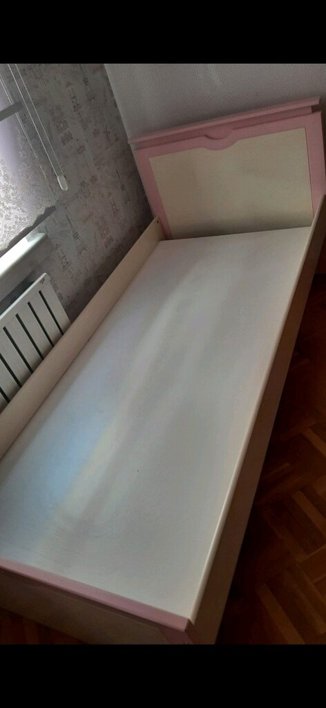 Çilek genç odası çalışma masası,kitaplık,dolap,yatak - 4