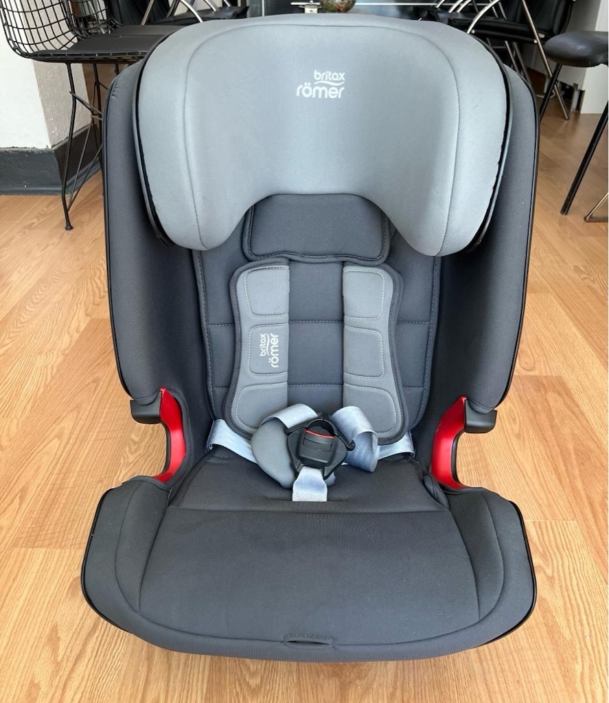 BRİTAX RÖMER ADVANSAFİX IV R OTO KOLTUĞU 9-36 KG - 2