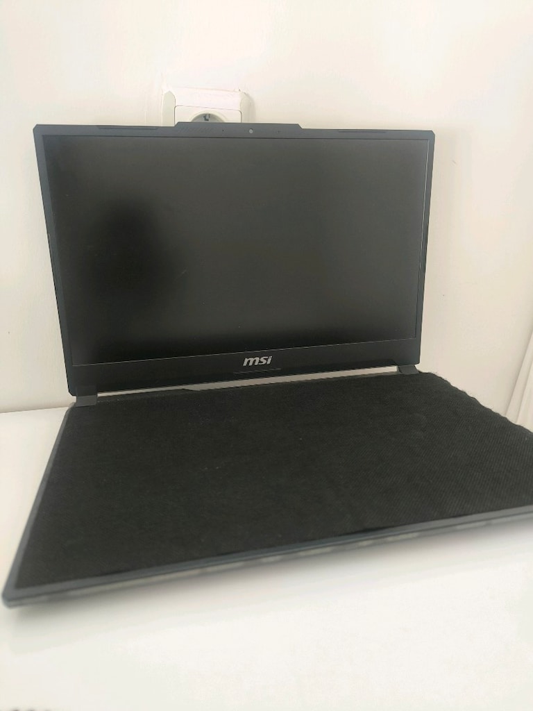 MSİ leptop bilgisayar - 4
