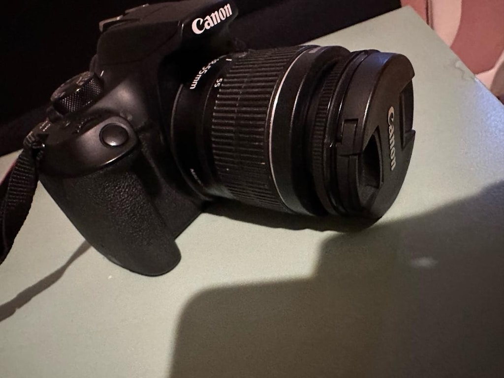 Canon Eos 1300D - 6