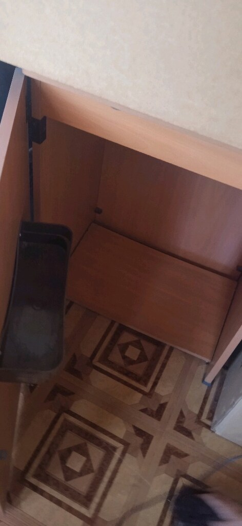 SİNGER ELEKTRİKLİ DİKİŞ MAKİNE KABİNİ - 2