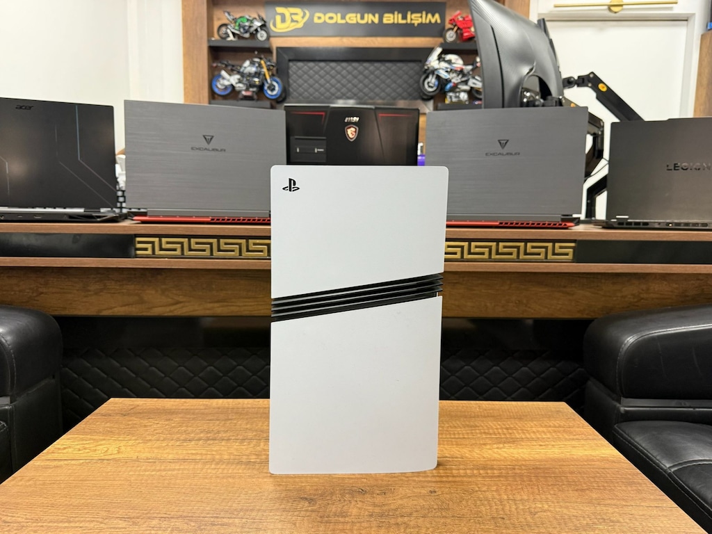 BİLKOM Sony PlayStation 5 Pro 2TB CFI-7021 Tek Kol Oyun Konsolu - 3