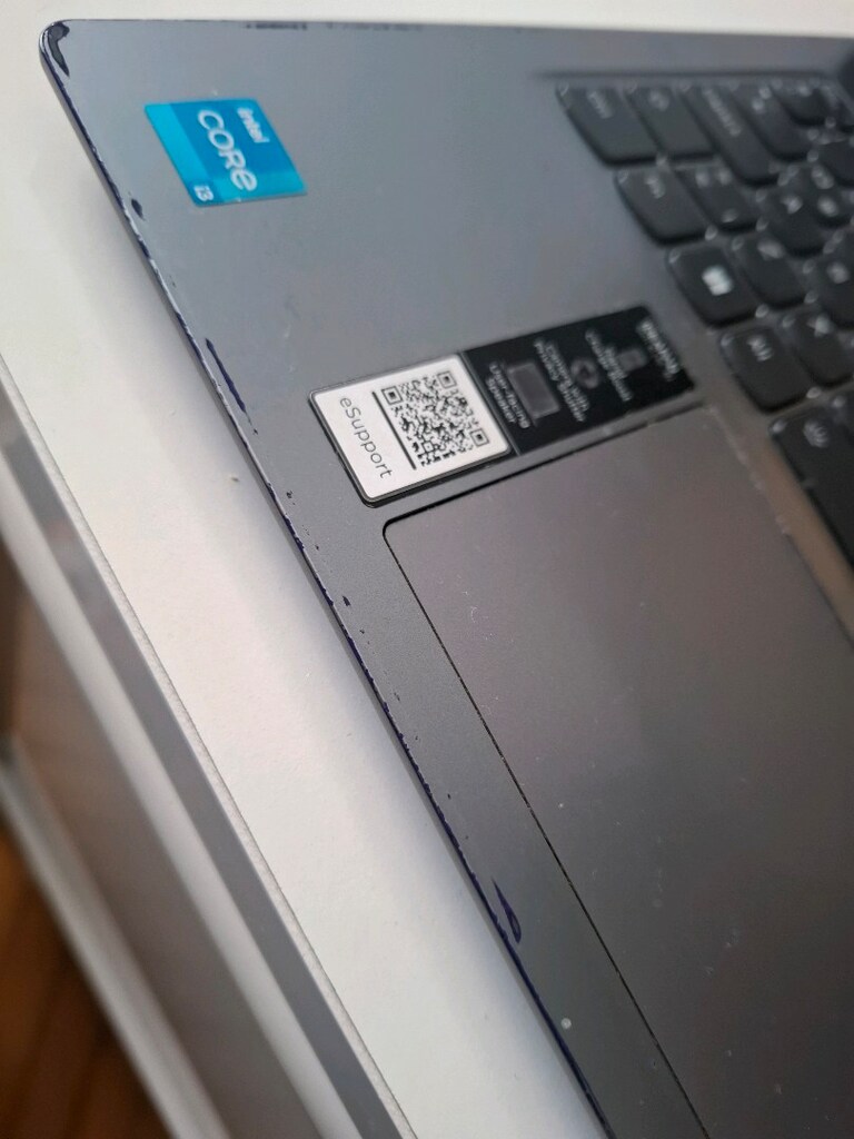 LENOVO IDEAPAD SLIM 3 i3-N305 8GB RAM 256GB SSD 15.6" FHD IPS - 2