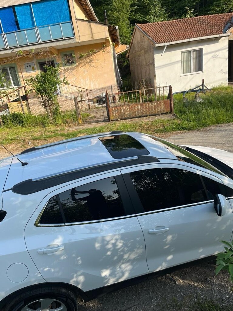 SAHİBİNDEN DÜŞÜK KM BAKIMLI SUV ARAÇ - 2