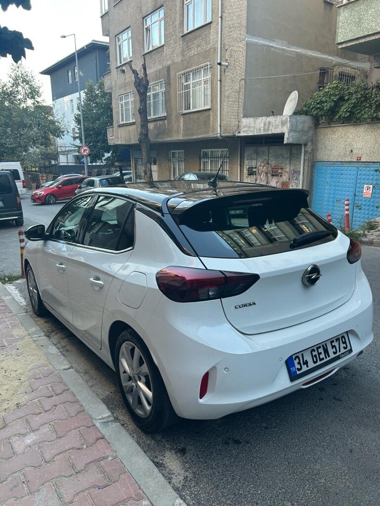 Temiz aile aracı cam tavanlı - 4